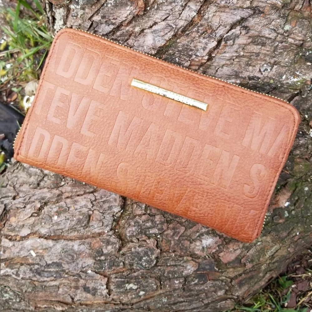 ☆Steve Madden Wallet~Brown☆